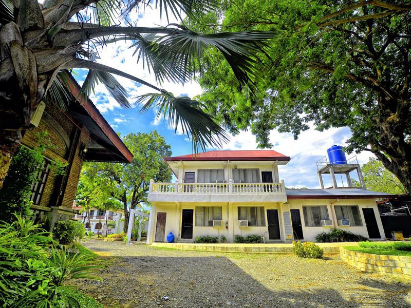 Reddoorz Plus Near Vigan Convention Center Εξωτερικό φωτογραφία