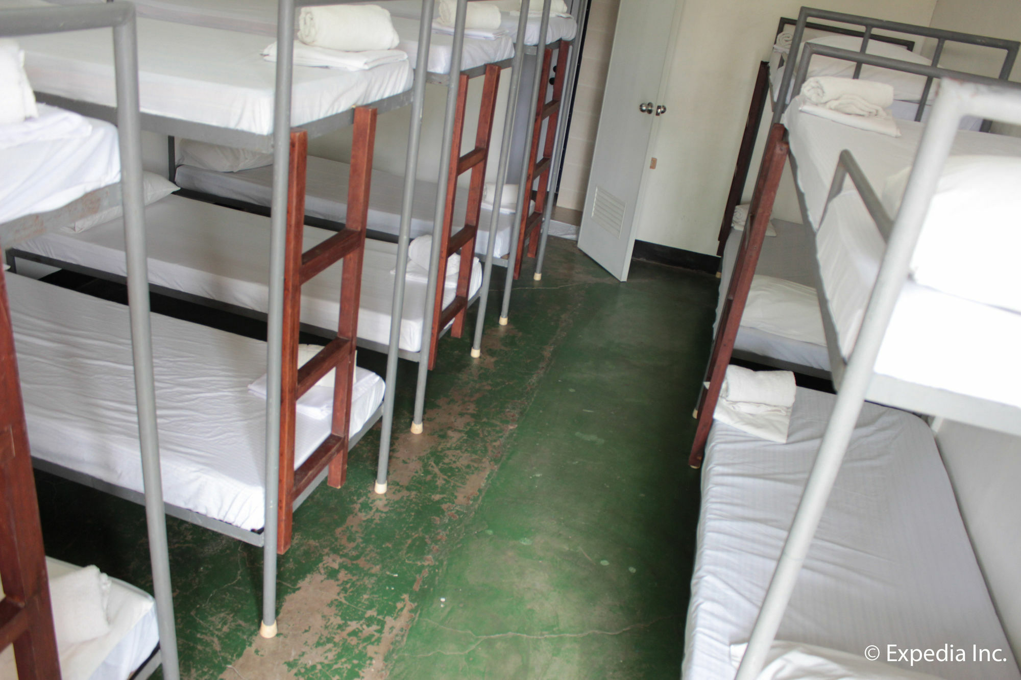 Reddoorz Plus Near Vigan Convention Center Εξωτερικό φωτογραφία