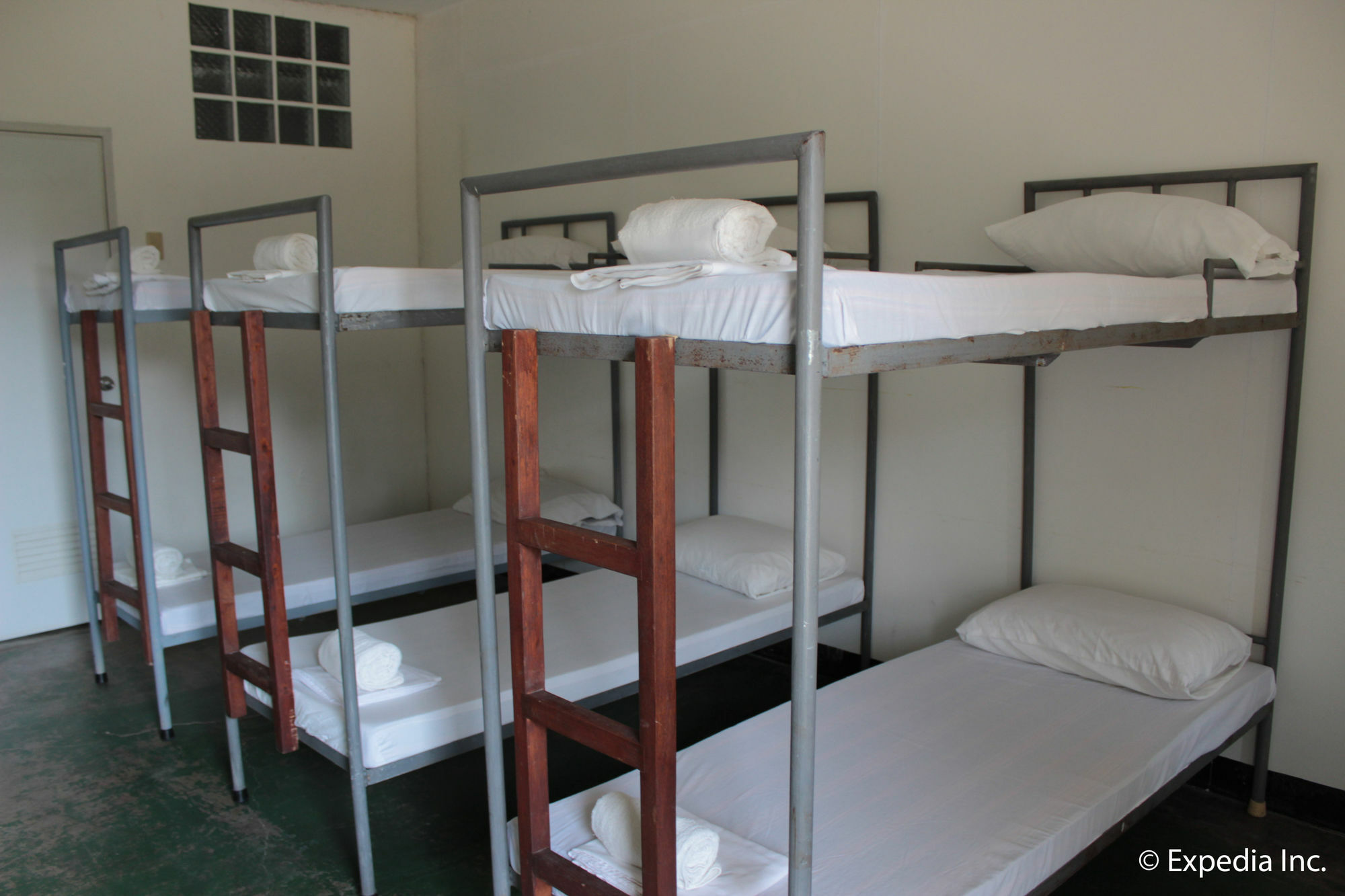 Reddoorz Plus Near Vigan Convention Center Εξωτερικό φωτογραφία