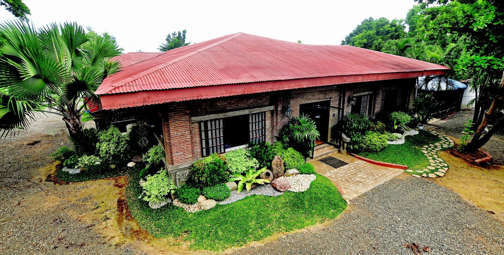 Reddoorz Plus Near Vigan Convention Center Εξωτερικό φωτογραφία