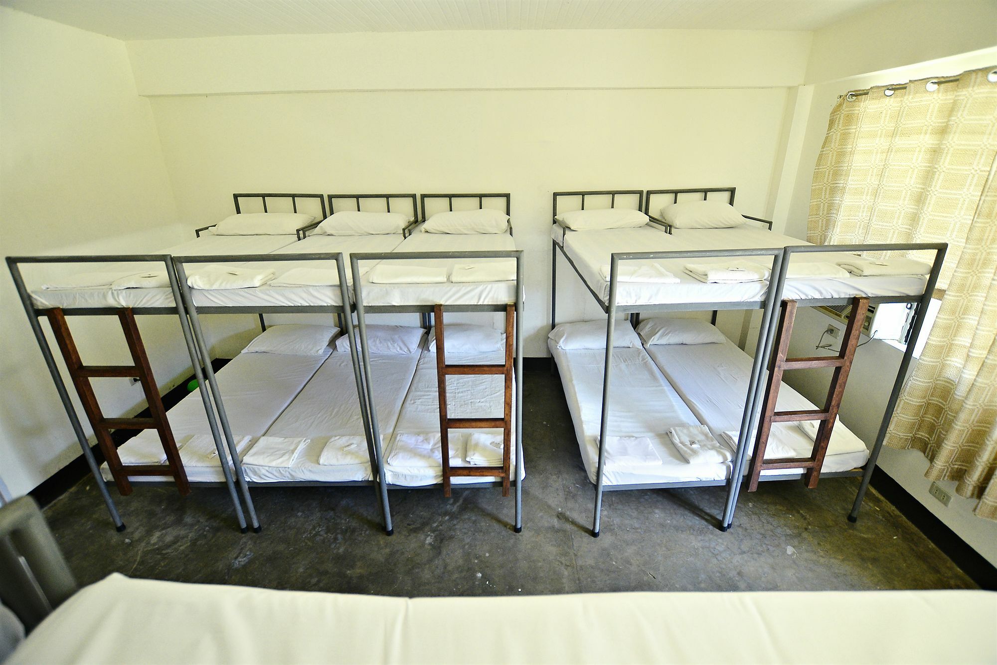 Reddoorz Plus Near Vigan Convention Center Εξωτερικό φωτογραφία