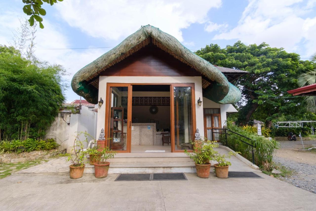 Reddoorz Plus Near Vigan Convention Center Εξωτερικό φωτογραφία
