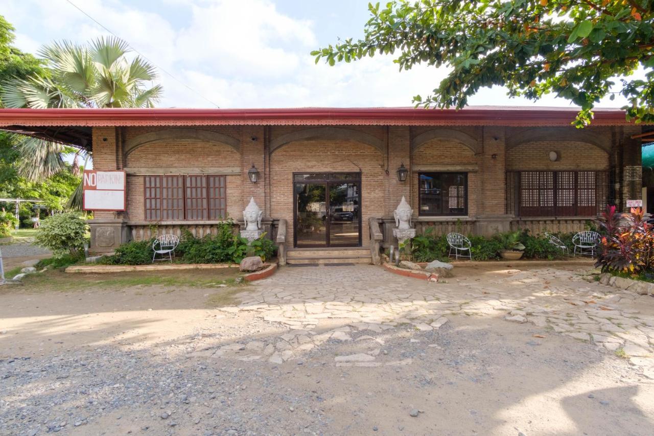 Reddoorz Plus Near Vigan Convention Center Εξωτερικό φωτογραφία