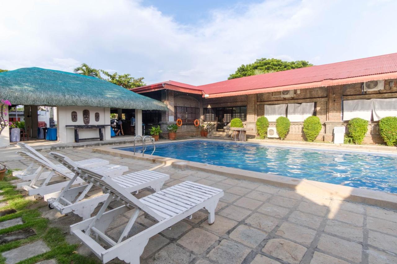 Reddoorz Plus Near Vigan Convention Center Εξωτερικό φωτογραφία